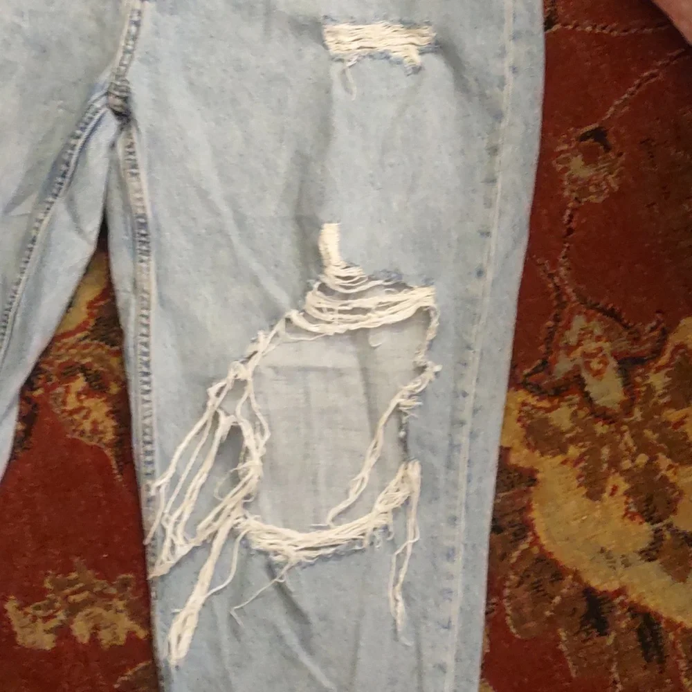 Light Blue Aeropostale Mom Jeans - Picture 5 of 10